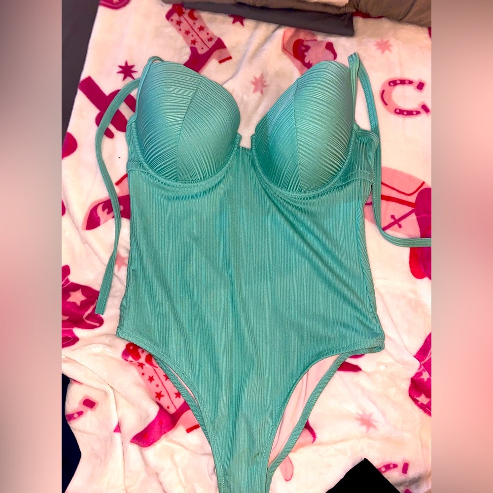 Shade and Shore One Piece Bathing suit